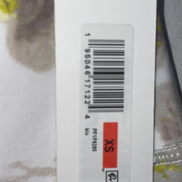 Calvin Klein Performance Printed Cropped Leggings Yellow, white, XS - Picture 9 of 9